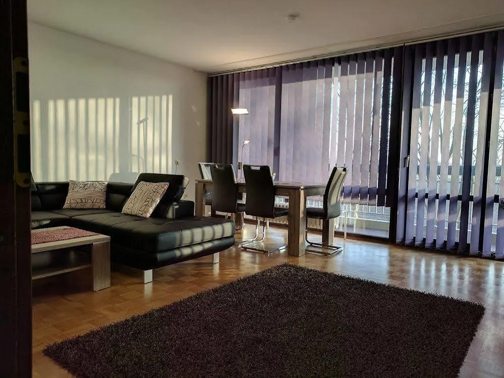 Mewo - In Der Messestadt Köln 0*,